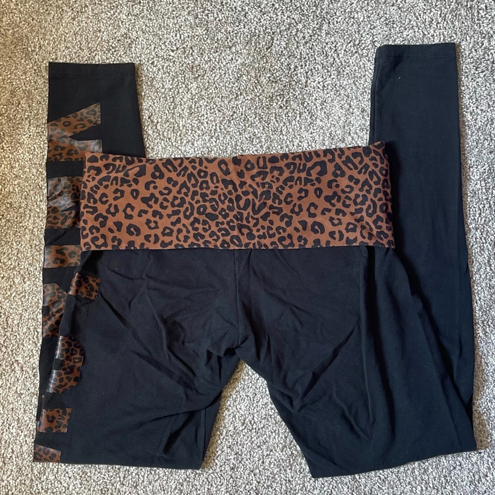 Victoria Secret PINK Black Fold Over Leopard Print Leggings Size S - Picture 2 of 7